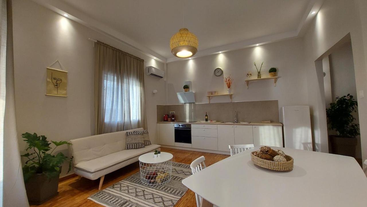 Onar Beachfront Residence, Loutraki Eksteriør bilde